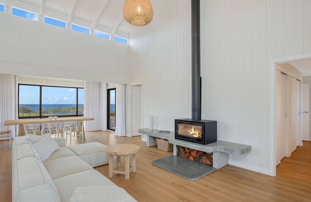 Fishers Bermagui - With fantastic undisturbed views of the beautiful Beares beach