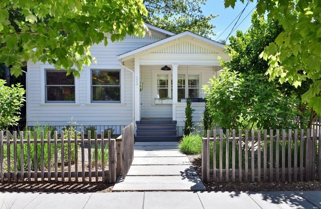 Fitch St Escape | A Wine Country Escape