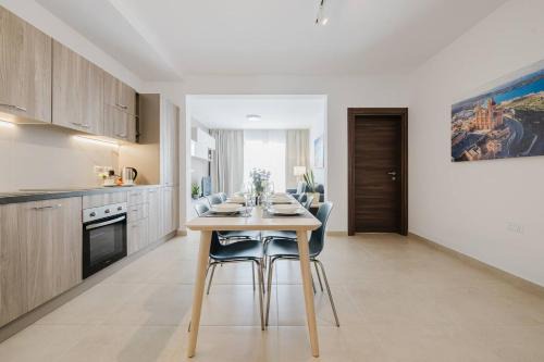 Flat 2 Mlh 3bed Next To City By Homely!