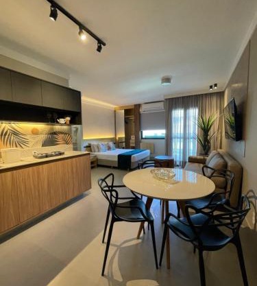 Flat PRAIA Home Experience Dante Michelini