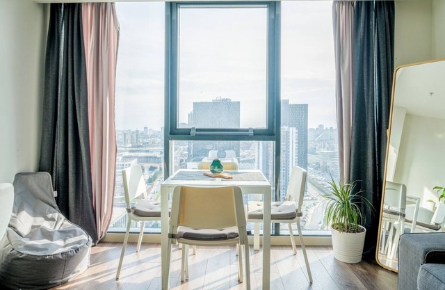 Flat w City View Wall 5 min to Mall of Istanbul