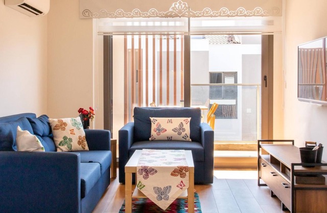 Flat w Pool and Balcony 5 min to Beach in Alacati