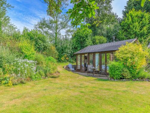 Flaxpool Well Garden Room