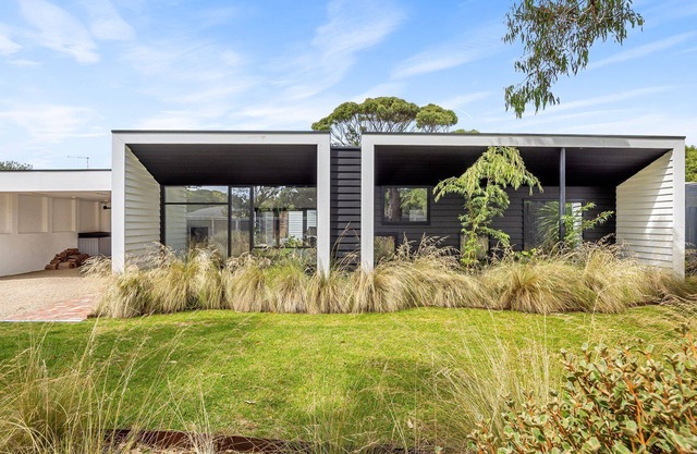 Flinders Hide Away - Spacious contemporary home ideal for families in the heart of Flinders.