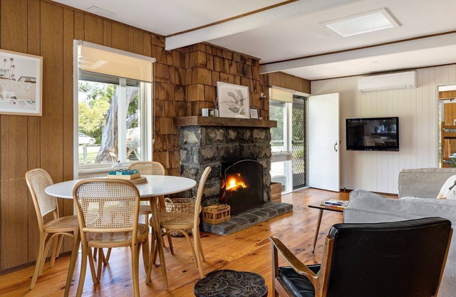 Flinders Original fishing cottage