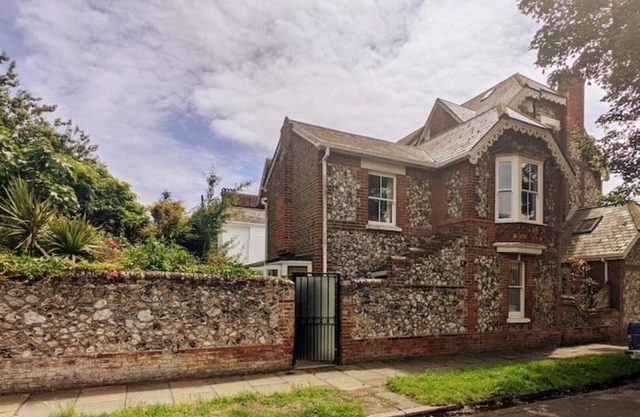Flint Cottage - a charming seaside escape
