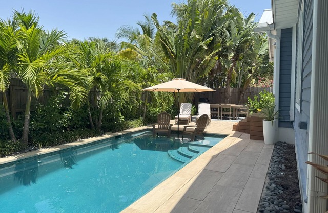 FLL Art District~Cozy~Pool Home~Close to Beach