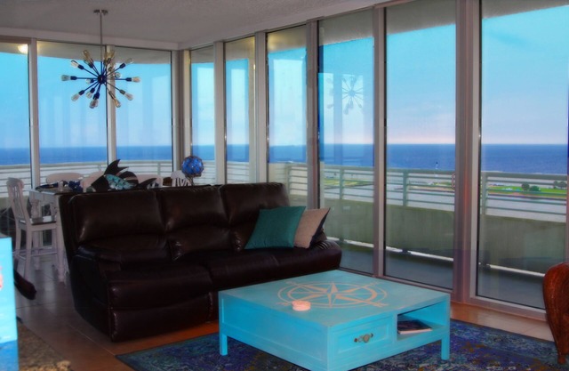 Floor To Ceiling Windows Overlook The Gulf of America's Pristine White Beaches