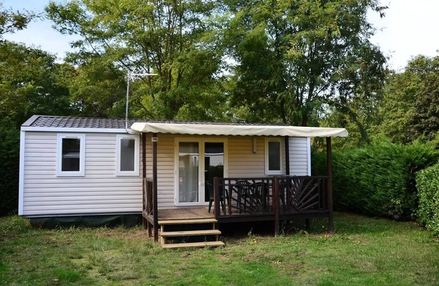 Flower Camping LES MIJEANNES * - Mobile home Comfort 32m2 3 bedrooms + TV 6 people