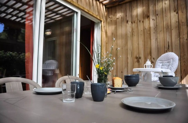 Flower camping de Rouffiac * - Chalet Premium Nature 41 m2 - 3 bedrooms 8 people