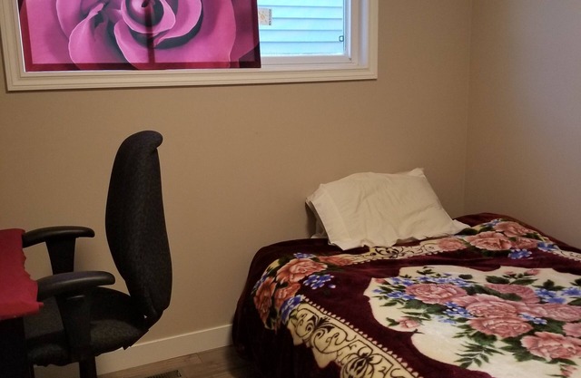 For a lady only Room in NW Calgary