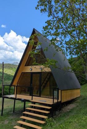 Forest house - ტყის სახლი