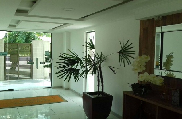 FORT BEACH, APT 2 BEDROOMS WITH AIR CONDITIONING, CEL. 21-98035-7563