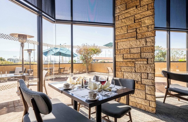 Four Points by Sheraton Ventura Harbor Resort