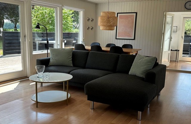 "Francis" - 300m from the sea by Interhome