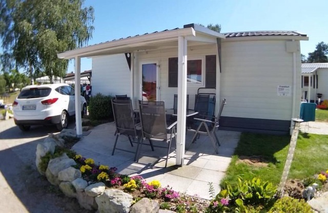 "FRANKFURT" - house on the lake with sandy beach and lake view near Rhein-Main and Spessart