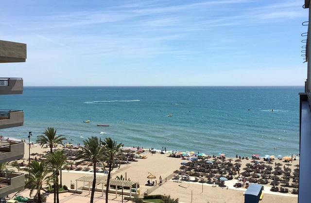 Frisch Renovierte, Sehr Geräumige Wohnung Direkt an der Strandpromenade