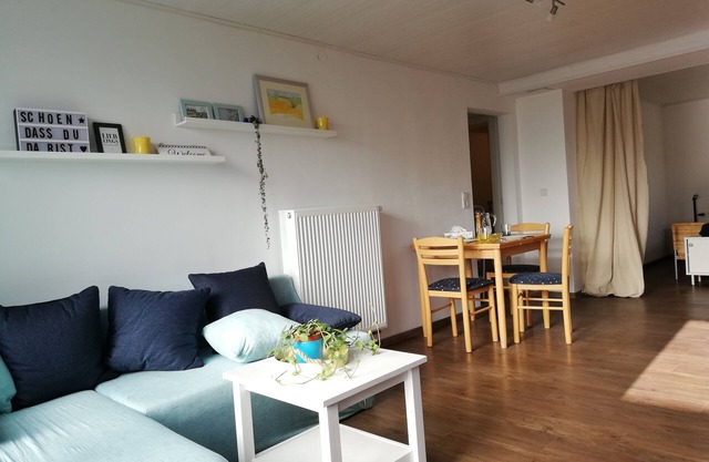 Frisch Renoviertes, Lichtdurchflutetes Apartment!
