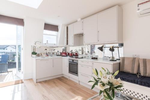 Fulham Broadway 1 Bed - Sw Balcony - Pet Friendly