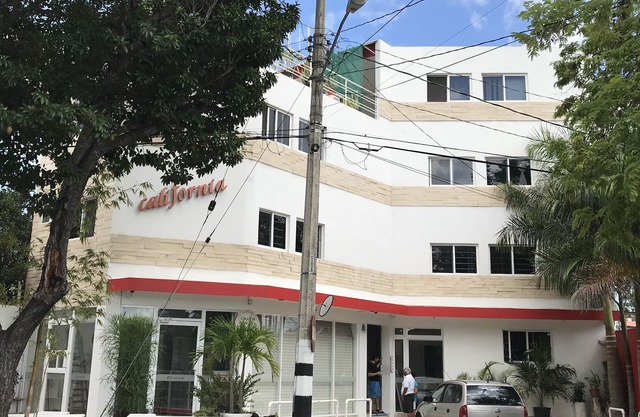 Full Apartment In a typical Yucatán neighborhood, clean, private, & a terraza.