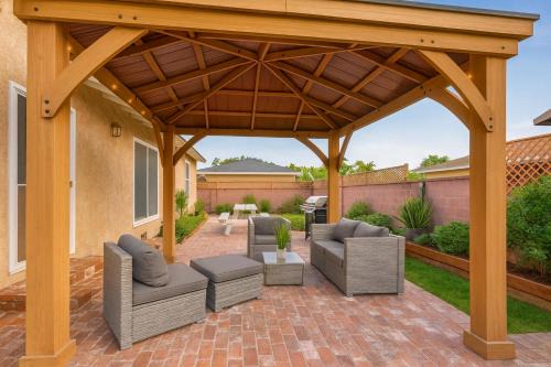 Fullerton Disneyland Getaway - 4BR