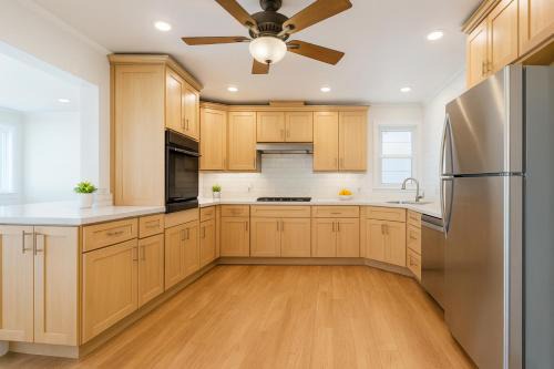 Fullerton Fairytale Vacation Home - 10 Min Drive to Disneyland