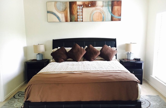 Fully Furnished and Corporate Housing Condos!
