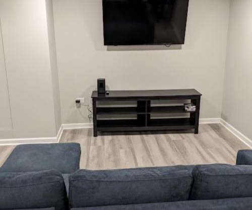 Fully Furnished Extended Stay Work or Insurance in Chicago