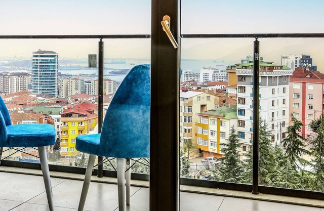 Fully Furnished Residence with Security in Pendik