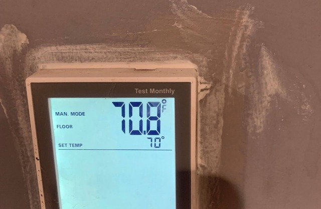 Fun & Relaxing 2BR/2BA Basement– Hot Tub, Sauna, Arcade & Projector, Sleeps 7