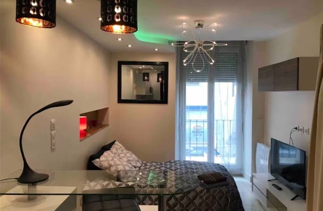 Furnished and equipped studio in city center with FREE WIFI