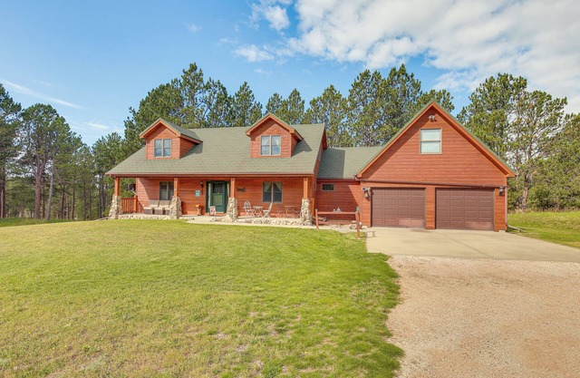 Furnished Deck, Black Hills View: 'Lazy U' Retreat