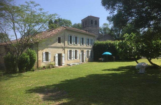 GÎTE 1 Entre vignobles et rivières du LIBOURNAIS ST EMILION 2-3 pers