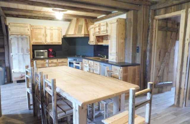 gîte 8 personnes " LE CHAMOIS "