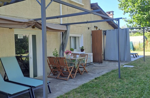 Gîte de L'akwaba Logement T3 Buzet-sur-baïse 4760 - LOT ET Garonne