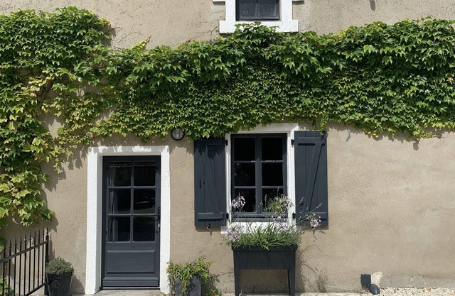 Gîte des Ruches, Peaceful & Homely 1 bedroom Gîte with pool