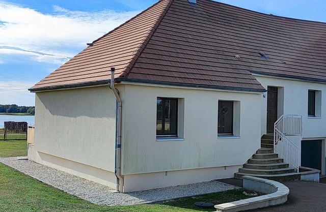 Gîte du lac de la Forêt D'orient - 6 Personnes - Gîte Avec vue sur le lac