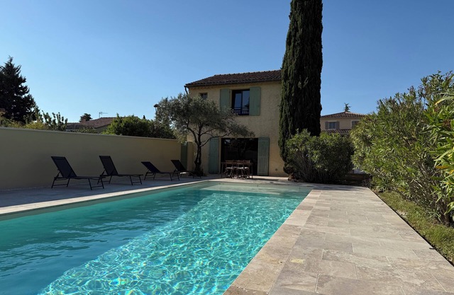 Gîte Juno: charming Provencal gîte with swimming pool