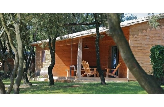 Gîte les cabanes de Carelle "L'Arbousier