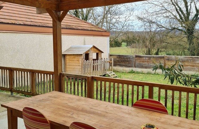 Gîte Maison à la Campagne à L'orée du Bois