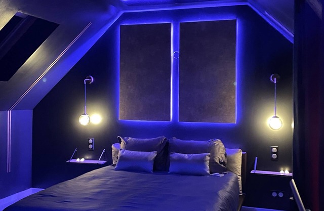 Gîte Romantique Avec SPA et Accessoires Coquins