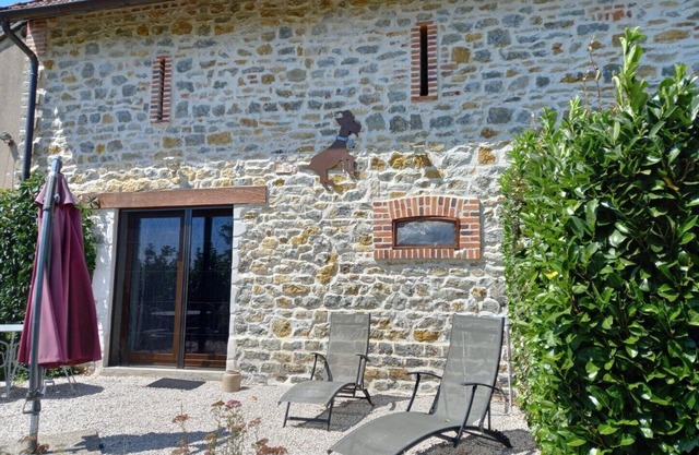 Gîtes des Tissiers along the Canal Latéral à la Loire
