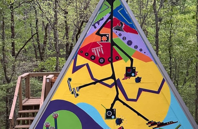 G-2 Glamp in Bohamia - 268 Acre Forest Retreat