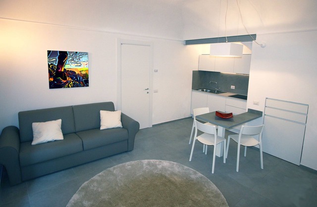 G30 Finalborgo Lodging - Design and Relaxation in the Medieval Village (with safe Bike Box)