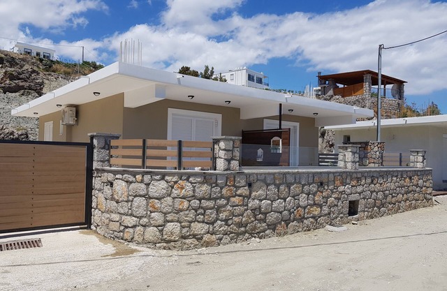 Galazia Thea Apartments
