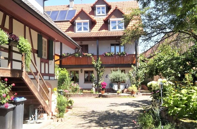 Gallery About the Gardens - Apartment Gallery About the Gardens