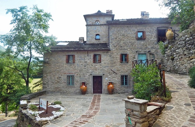 Gamberullo: accommodation in old house of 700 in the valley of the river Santerno