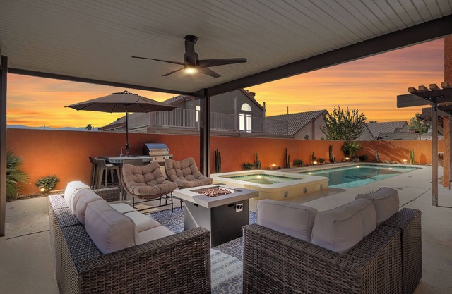 Game Room | Pool & Spa Oasis