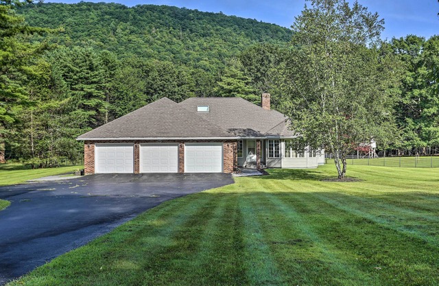Game Room, Yard + Hot Tub: Spacious Catskills Home