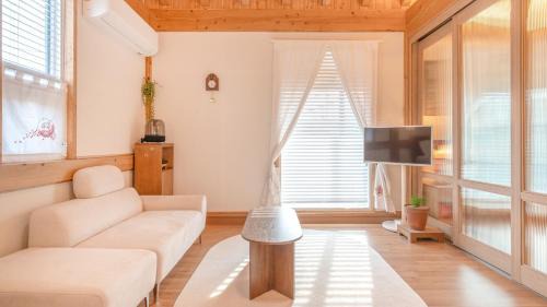 Gangneung Gangmunsosodam Pension